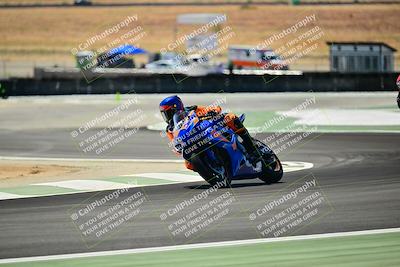 media/Sep-07-2025-TrackXperience (Sun) [[ee17e62fad]]/Level 2/Session 4 (Lower Chicane)/